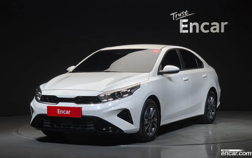 Kia K3 1.6 2023 — photo 1, buy with delivery to Moscow