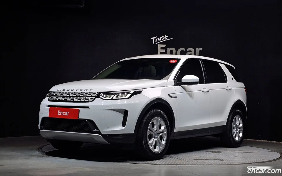 Land Rover Discovery Sport P250 S 2022 — photo 1, buy with delivery to Moscow