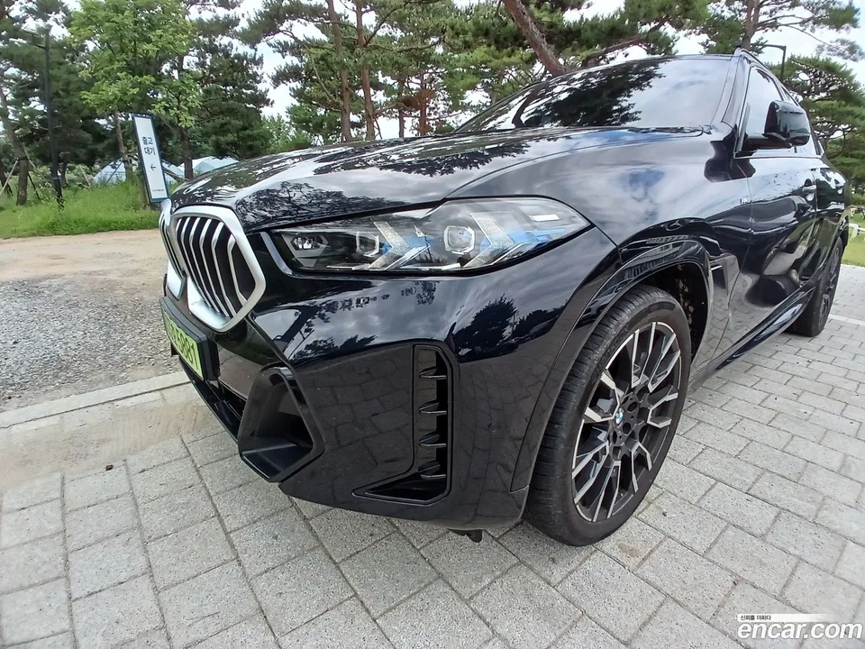 BMW X6 xDrive30d M 2025 — photo 1, buy with delivery to Moscow