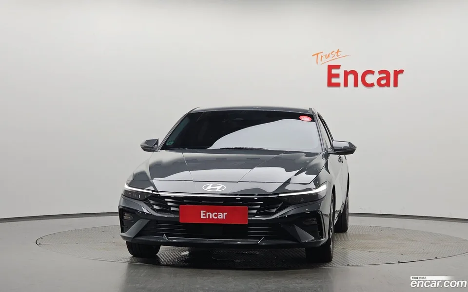 Hyundai Avante CN7 Hybrid 2026 — thumbnail 3