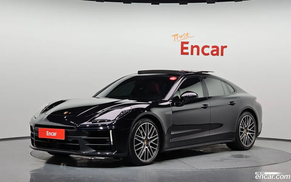 Porsche Panamera (976) 2.9 AWD 2025 — photo 1, buy with delivery to Moscow
