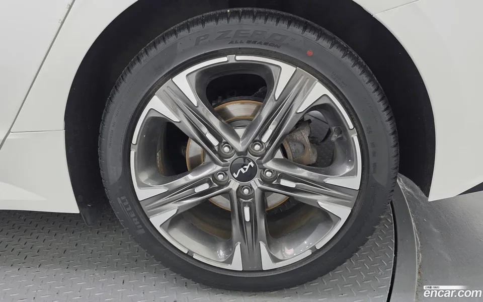 Kia K5 2.0 2022 — thumbnail 2