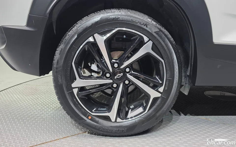 Chevrolet Trailblazer 1.3 4WD 2023 — миниатюра 2