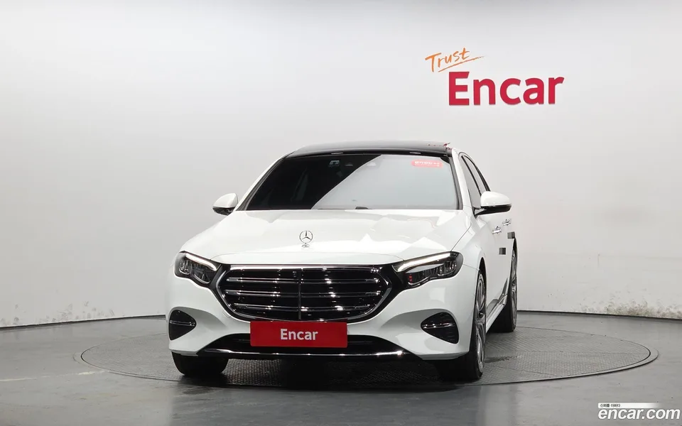 Mercedes-Benz E-Class E220d 4MATIC 2024 — thumbnail 3