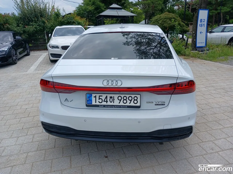 Audi A7 (4K) 55 TFSI 2023 — thumbnail 4