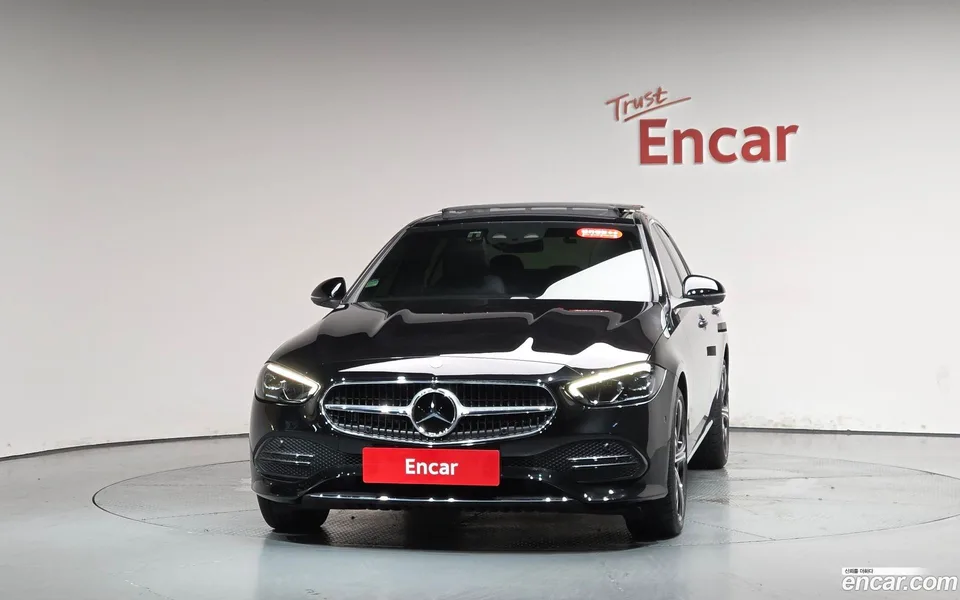 Mercedes-Benz C-Class C300 4MATIC 2023 — thumbnail 3
