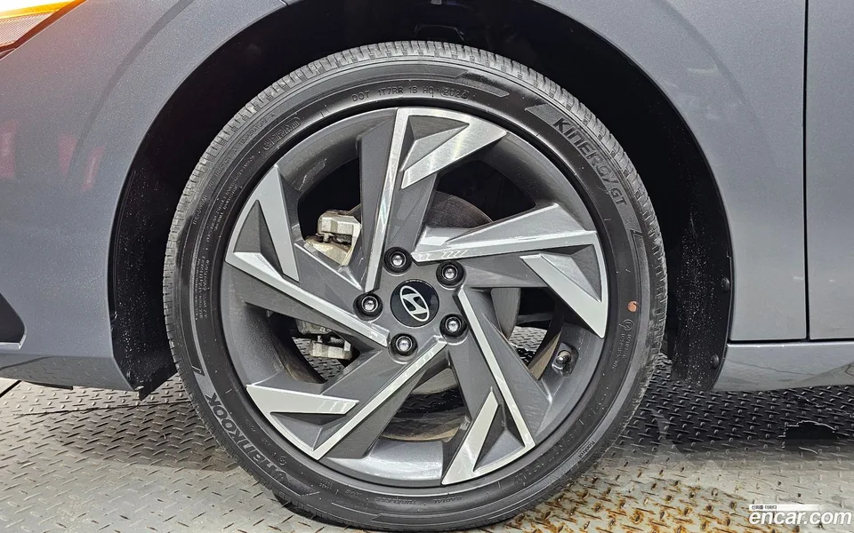 Hyundai Avante CN7 1.6 2024 — thumbnail 2