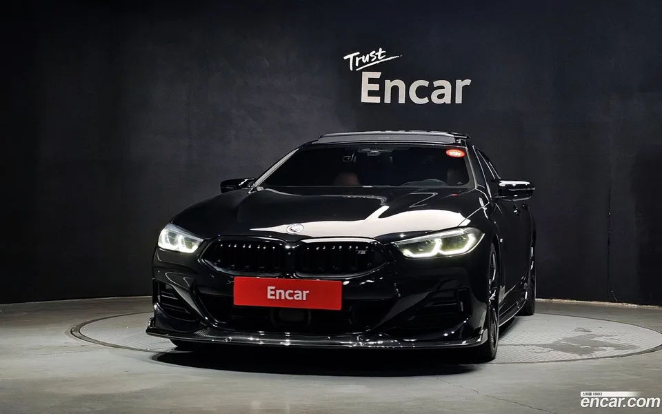 BMW 8 Series M850i xDrive 2022 — thumbnail 3
