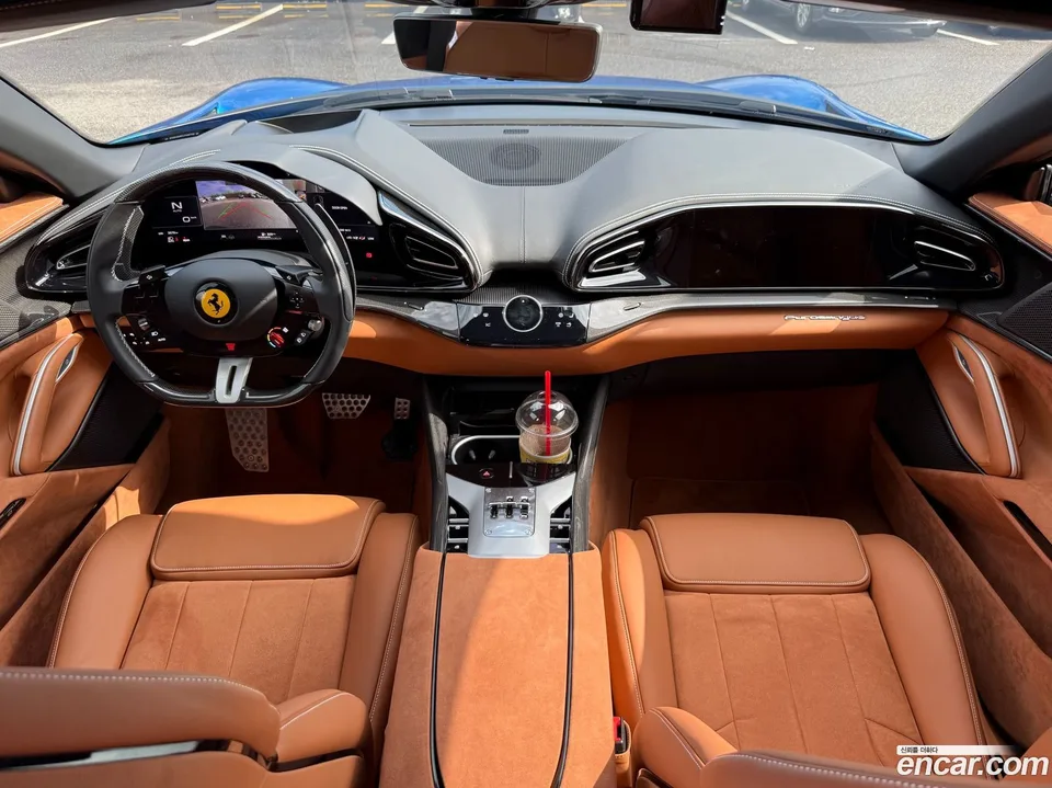 Ferrari Purosangue 6.5 V12 2024 — thumbnail 3
