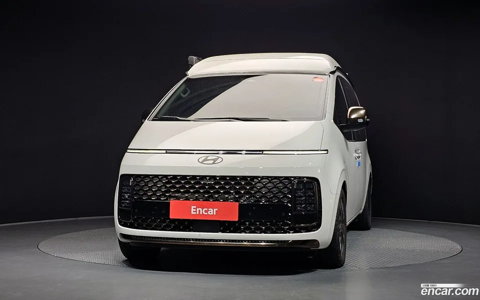Hyundai Staria 4WD 2024 — миниатюра 3
