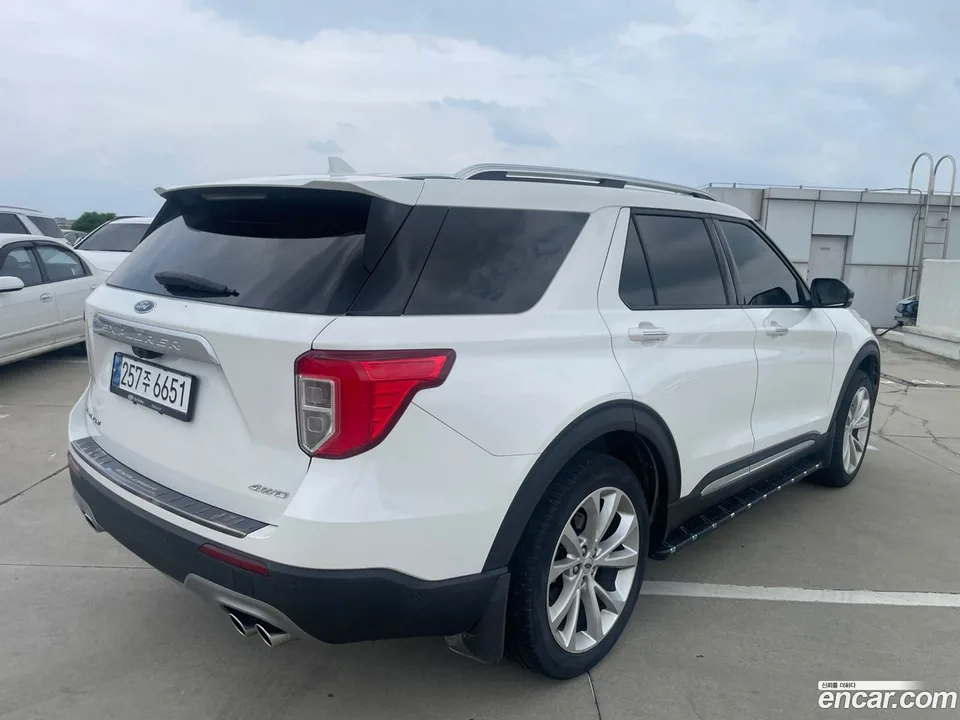 Ford Explorer 3.0 4WD 2022 — thumbnail 2
