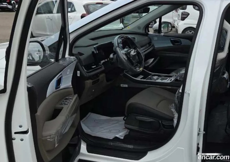 Kia Carnival HEV 9 2026 — thumbnail 4