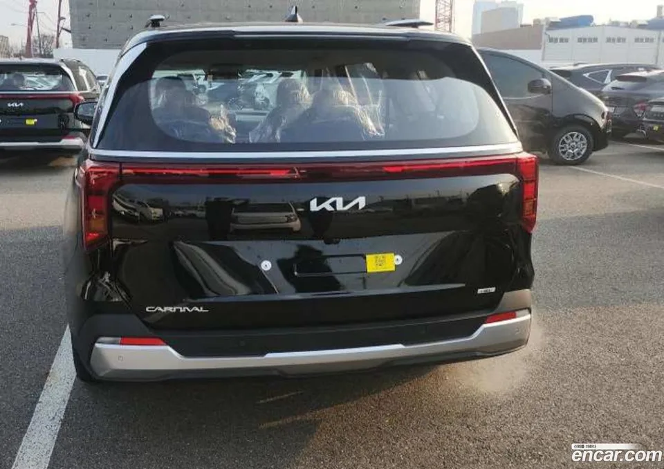 Kia Carnival HEV 9 2025 — миниатюра 3