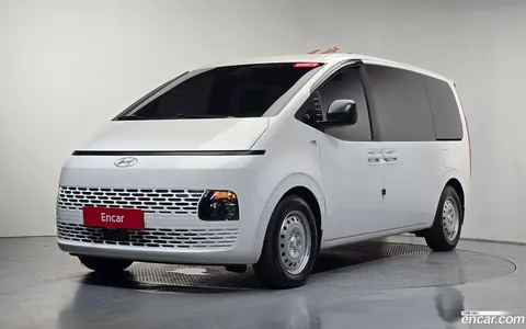 Hyundai Staria 2024 купить в Москве