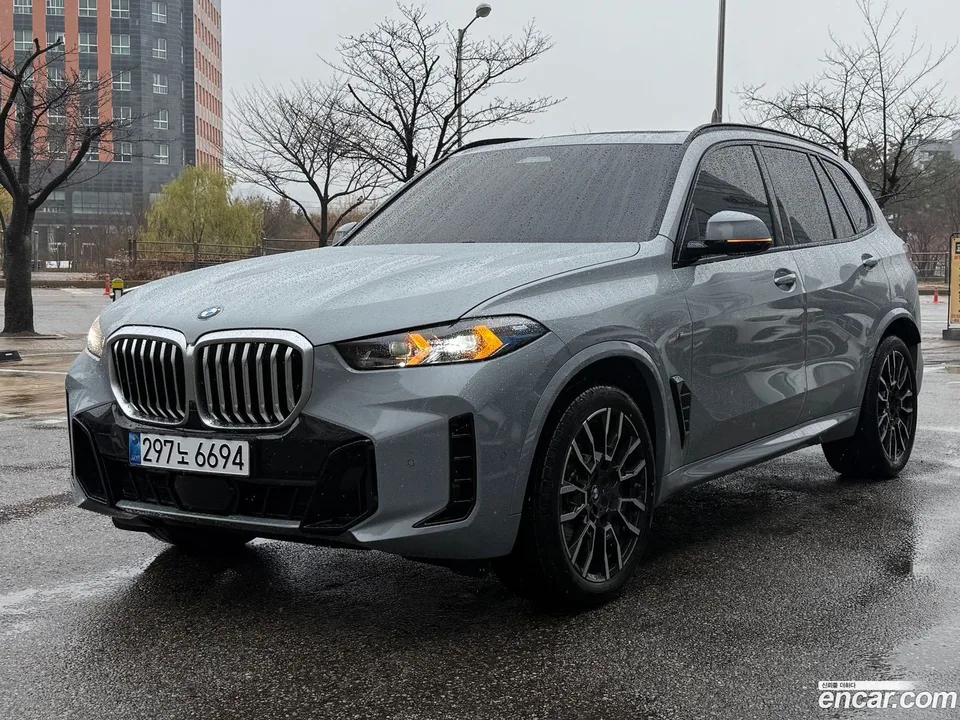 BMW X5 xDrive 40i M 2025 — миниатюра 3
