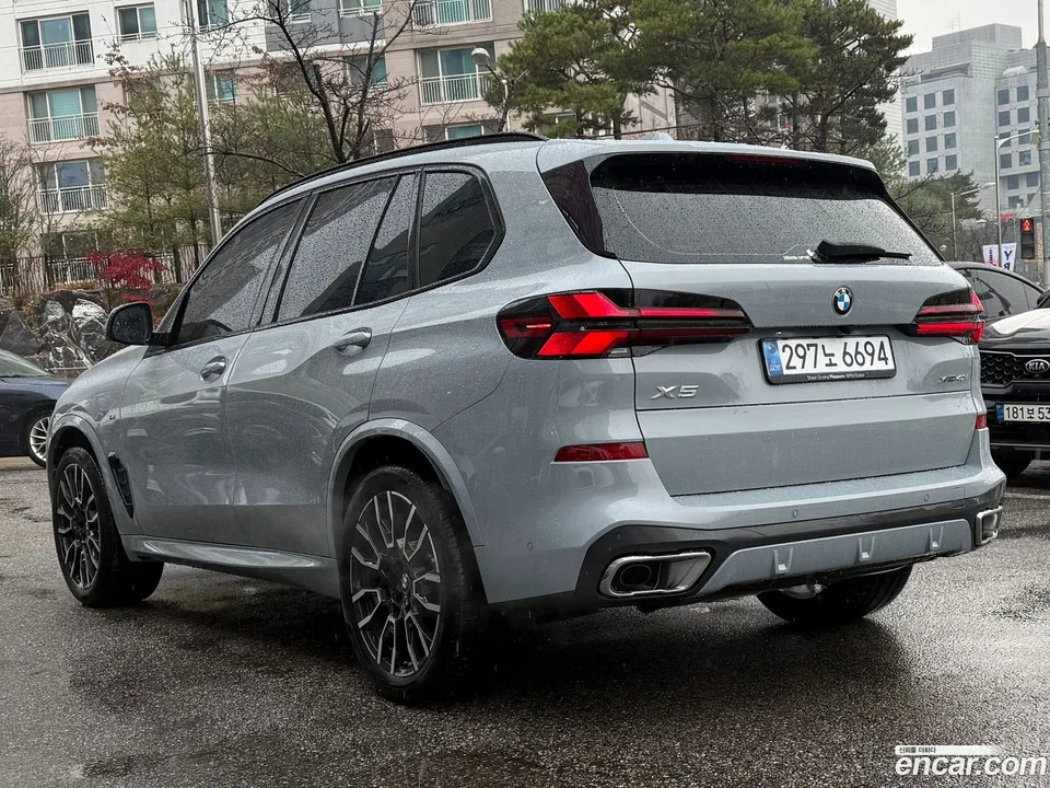BMW X5 xDrive 40i M 2025 — миниатюра 5