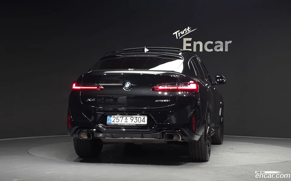 BMW X4 xDrive20i M 2025 — thumbnail 4