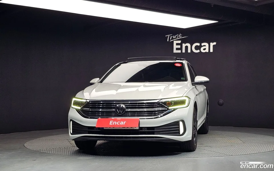 Volkswagen Jetta 1.5 TSI 2023 — thumbnail 3