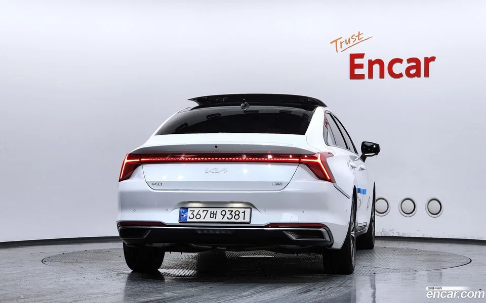 Kia K8 Hybrid 2023 — thumbnail 4