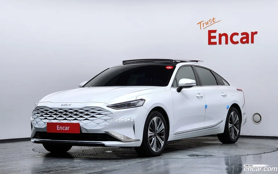 Kia K8 Hybrid 2023 — photo 1, buy with delivery to Moscow