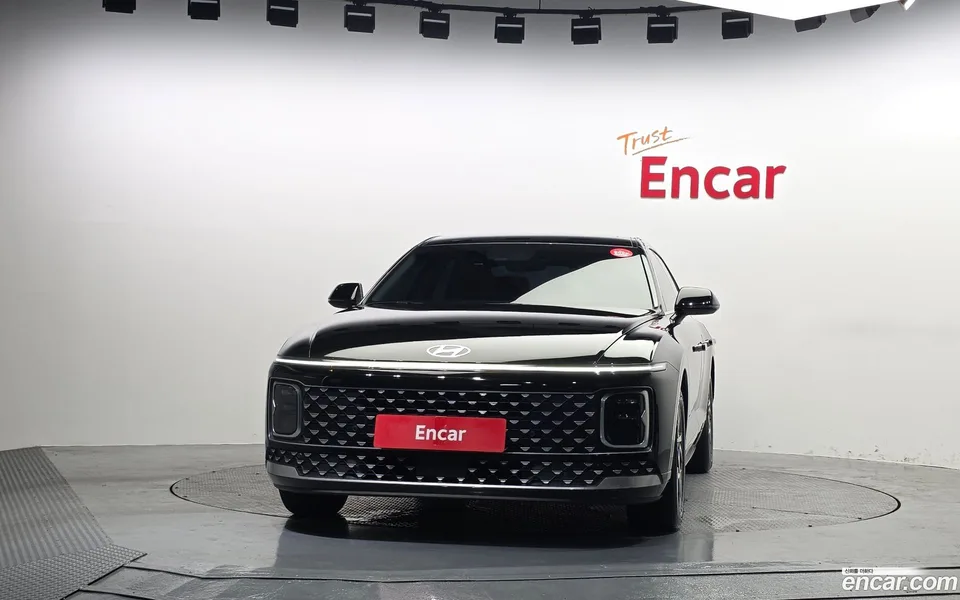 Hyundai Grandeur 2.5 2WD 2023 — thumbnail 3