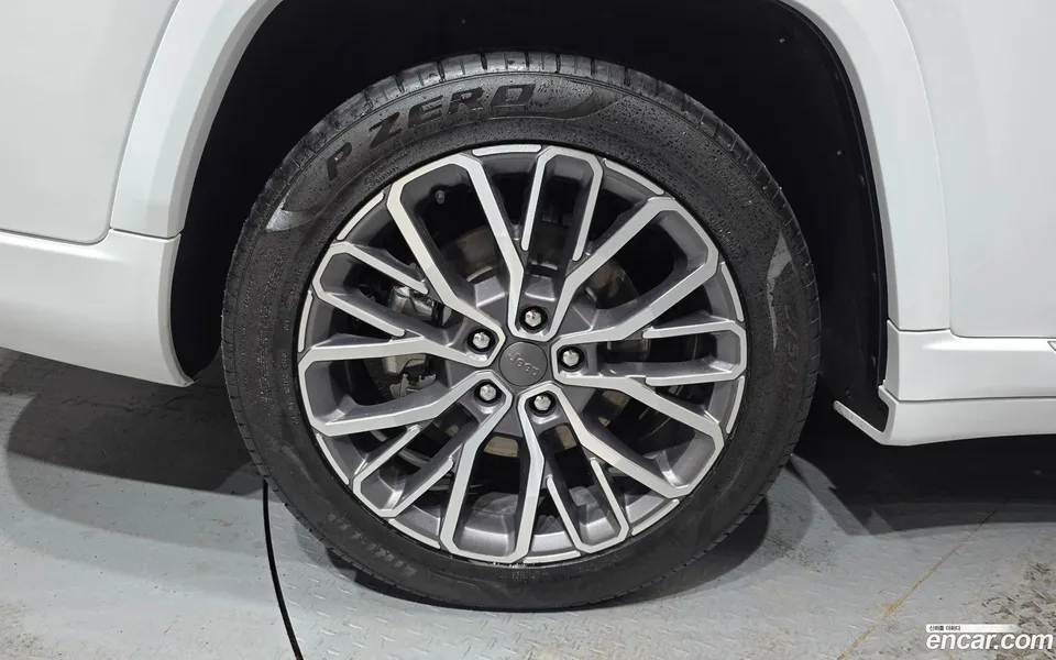 Jeep Grand Cherokee L 3.6 2023 — thumbnail 5