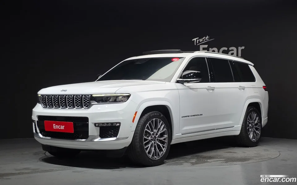 Jeep Grand Cherokee L 3.6 2023 — photo 1, buy with delivery to Moscow