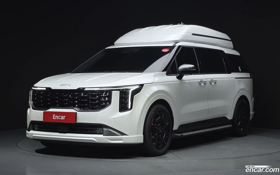 Kia Carnival HEV 9 () 2025 — photo 1, buy with delivery to Moscow