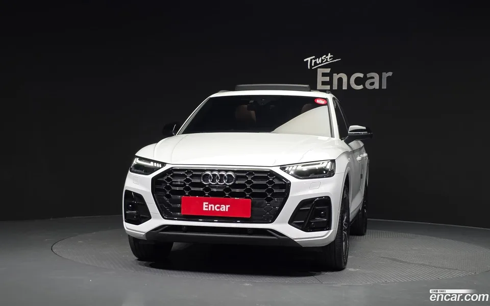 Audi Q5 45 TFSI 2024 — thumbnail 3