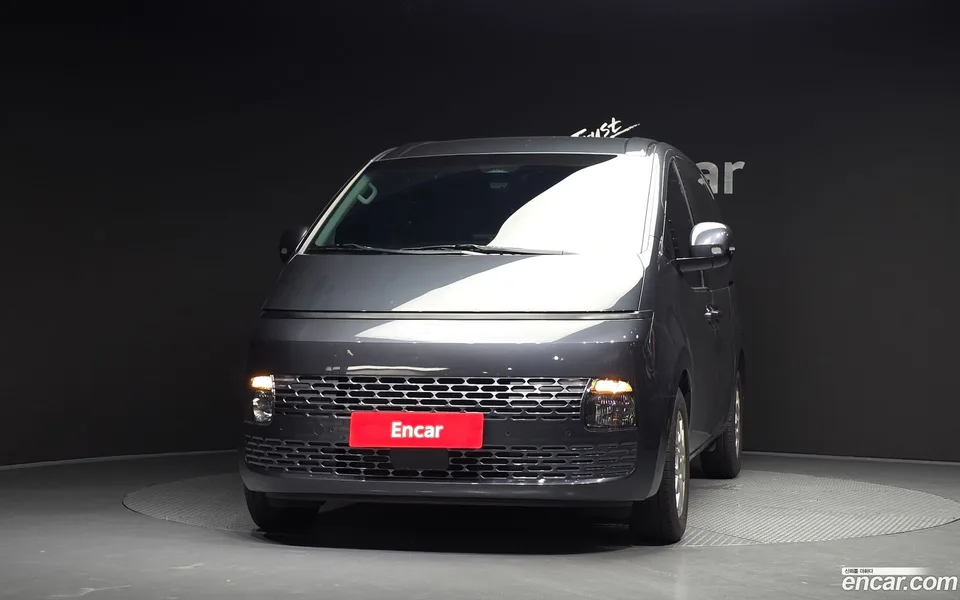 Hyundai Staria L3.5 3 2024 — thumbnail 3