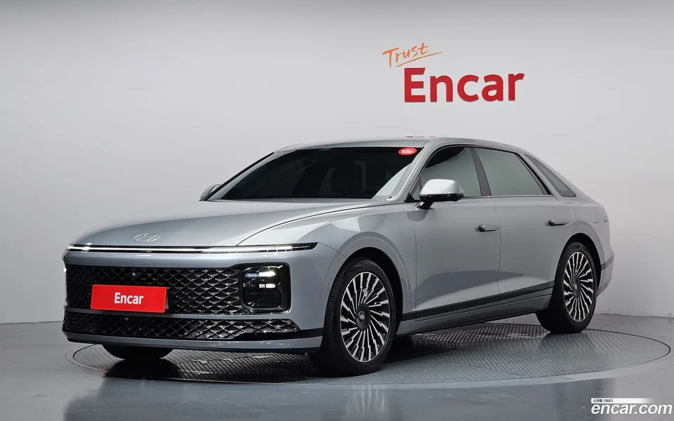Hyundai Grandeur 2.5 2WD 2023 — photo 1, buy with delivery to Moscow