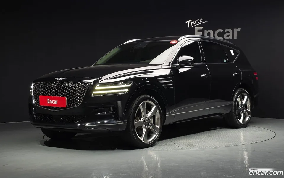 Genesis GV80 2.5T AWD 2022 — photo 1, buy with delivery to Moscow