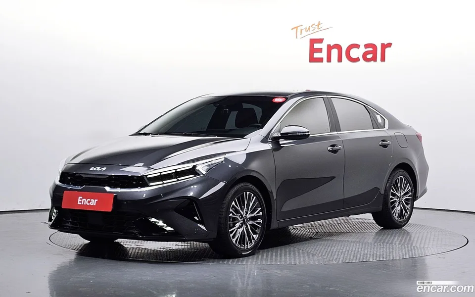 Kia K3 1.6 2023 — photo 1, buy with delivery to Moscow