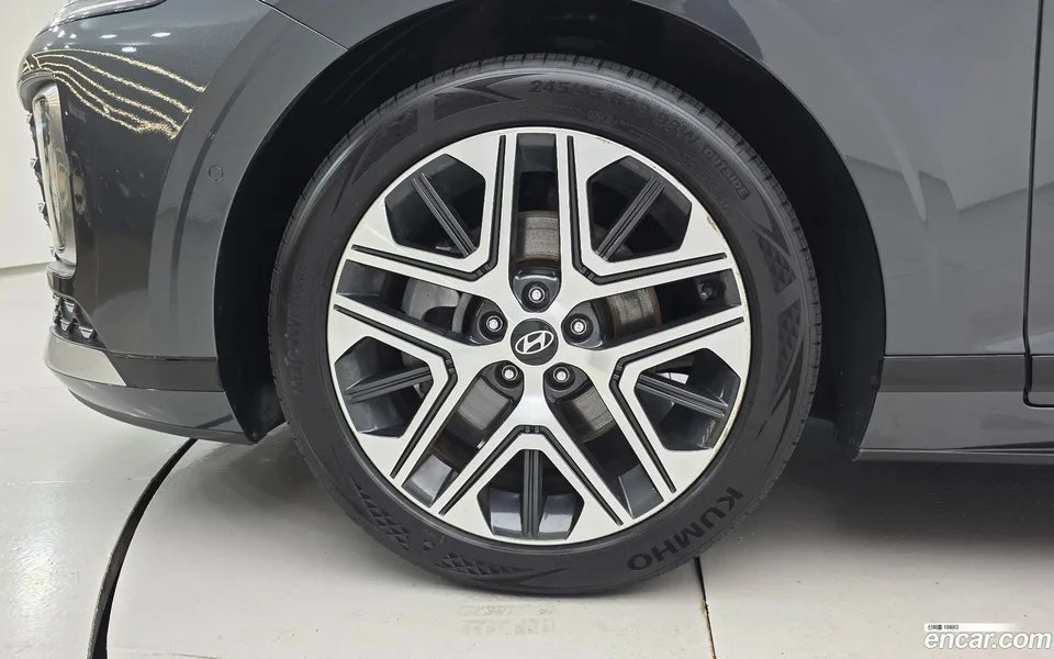 Hyundai Grandeur 2.5 2WD 2023 — thumbnail 2