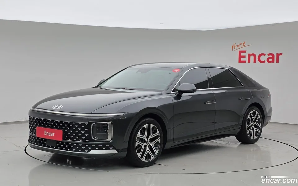 Hyundai Grandeur 2.5 2WD 2023 — photo 1, buy with delivery to Moscow