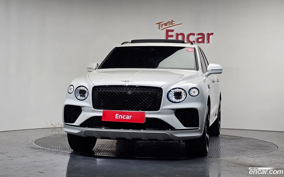 Bentley Bentayga 4.0 V8 2024 — thumbnail 3