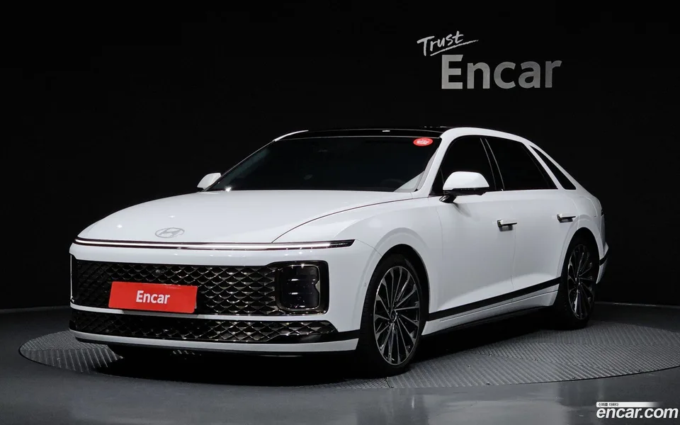 Hyundai Grandeur Hybrid 2024 — photo 1, buy with delivery to Moscow