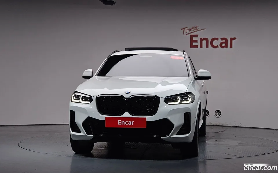 BMW X4 xDrive20i M 2022 — thumbnail 3