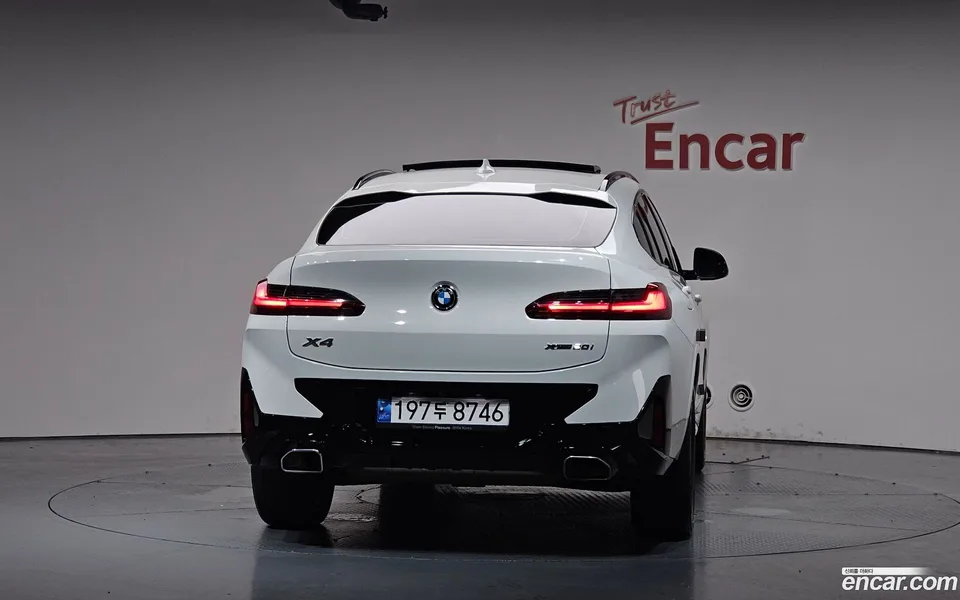 BMW X4 xDrive20i M 2022 — thumbnail 4