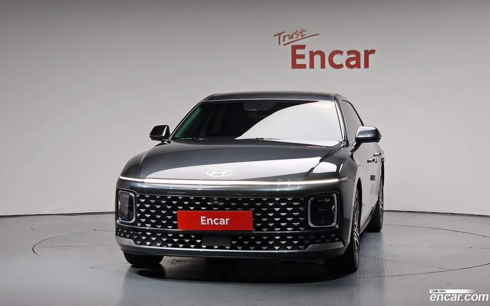 Hyundai Grandeur 2.5 2WD 2023 — thumbnail 3