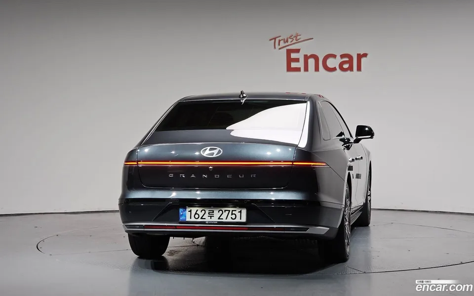 Hyundai Grandeur 2.5 2WD 2023 — thumbnail 4
