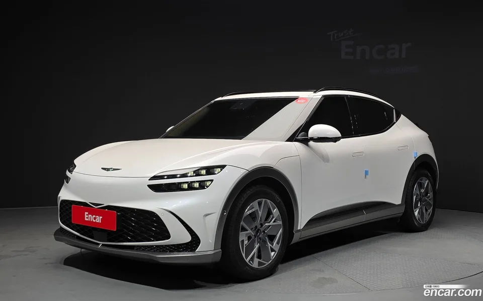 Genesis GV60 AWD 2023 — photo 1, buy with delivery to Moscow
