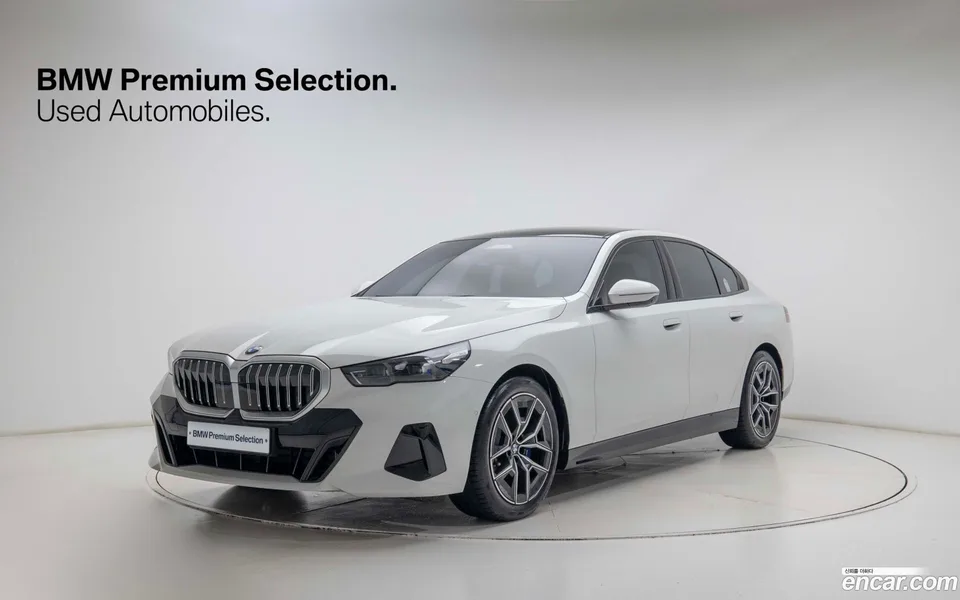 BMW 5 Series 2025