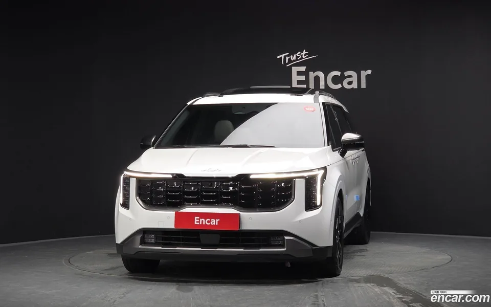 Kia Carnival 9 2025 — thumbnail 3