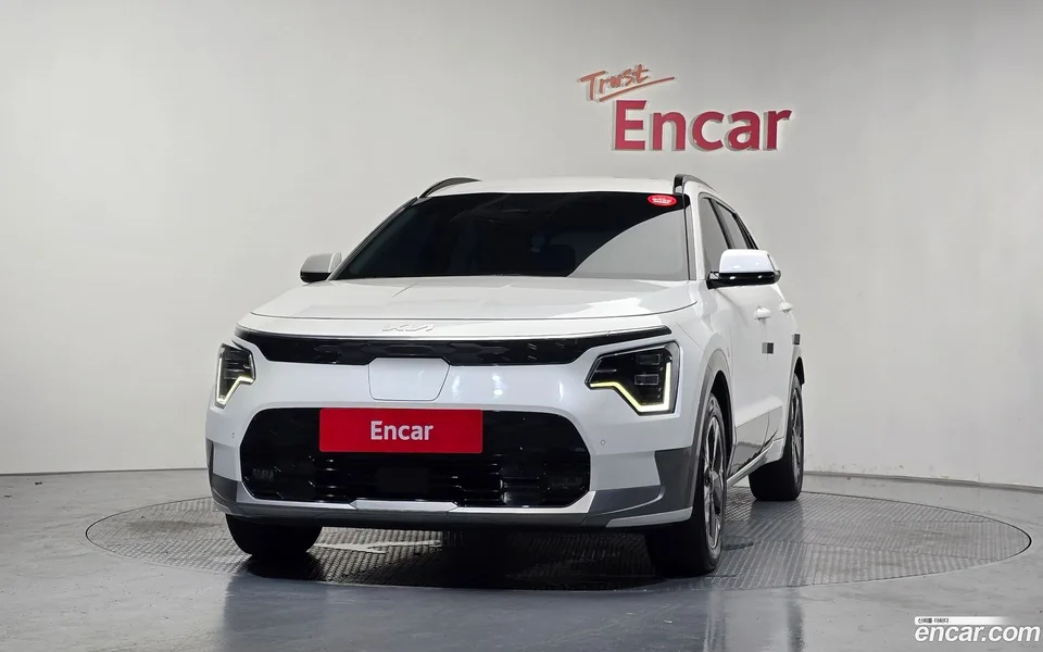 Kia Niro EV 2023 — thumbnail 3