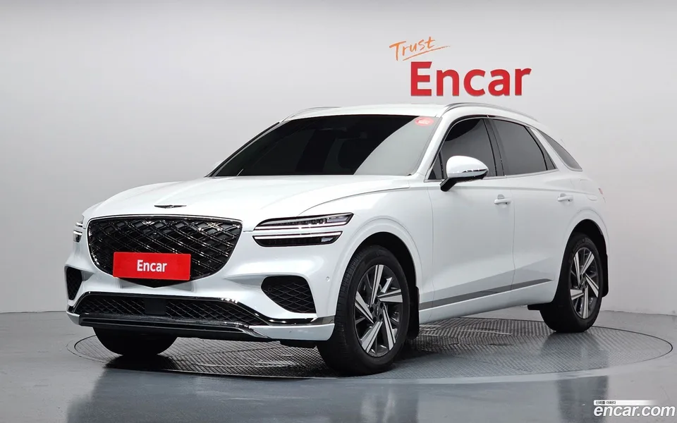 Genesis GV70 2.5T 2WD 2025 — фото 1, купить с доставкой в Москву