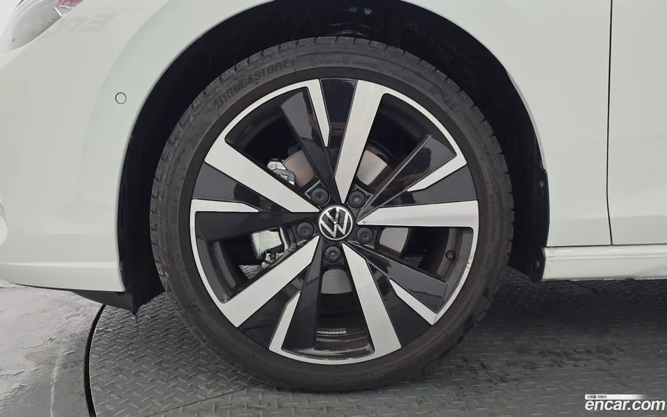Volkswagen Golf 2.0 TDI 2025 — thumbnail 5