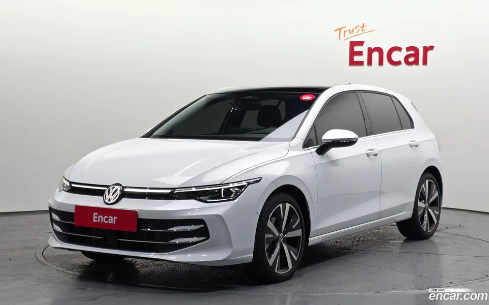 Volkswagen Golf 2.0 TDI 2025 — photo 1, buy with delivery to Moscow