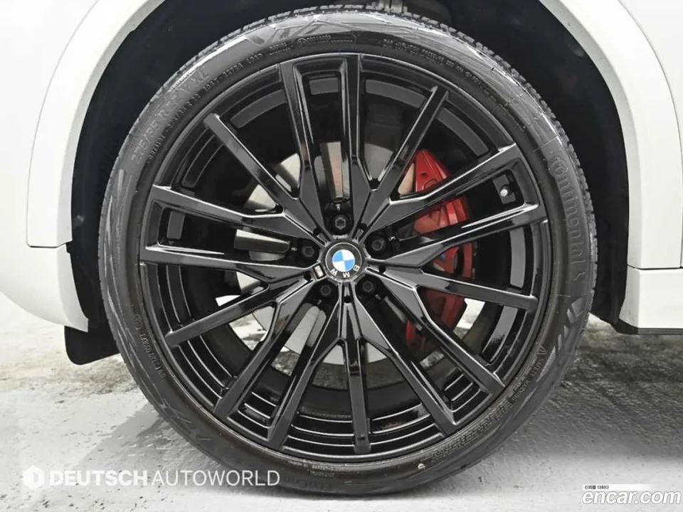 BMW X6 xDrive40d M 2025 — thumbnail 2