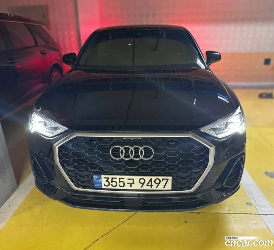 Audi Q3 35 TDI 2023 — photo 1, buy with delivery to Moscow